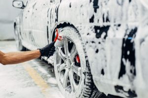 serviços-de-lavagem-lubrificação-e-polimento-de-veículos-automotores